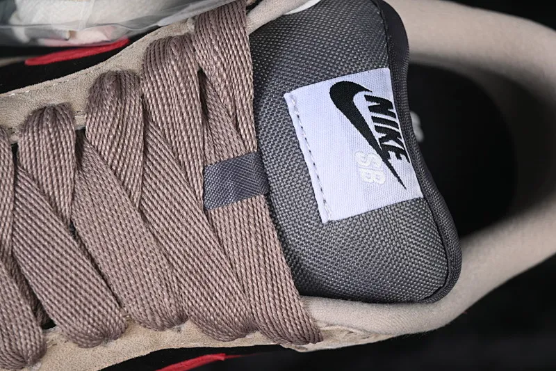 All categories Nk SB Dunk series Nk SB Dunk Low low-top sneakers Nike SB Dunk Low khaki black and red hook low-top casual sneakers HJ0367-200